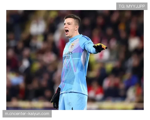 特鲁宾读秒绝平头球 本菲卡门将载入欧冠史册